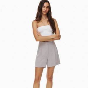 NWT Aritzia Effortless Shorts 5”